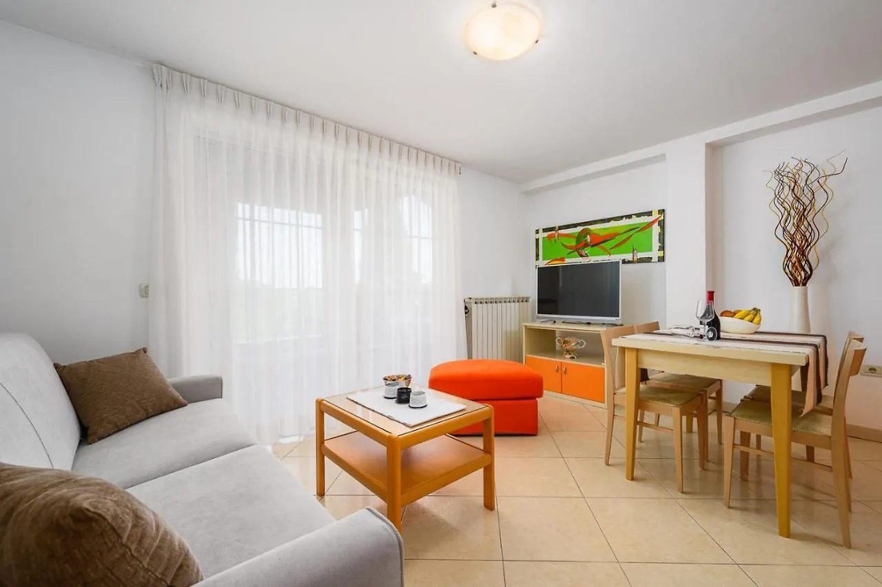 House With Apartments Dragica Umag 0*,  Croatia