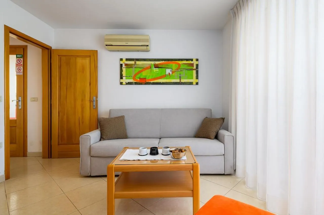 Guest house House With Apartments Dragica Umag